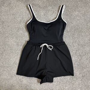 Penbrooke Swimsuit Womens 16 Black shorts One Piece Bathing Suit Padded Cups